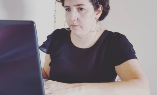 Pelo teletrabalho GGOV Graça Feitosa consegue manter 100% de todas as atividades digitais de sua área