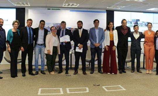 Trabalho de Gestores Governamentais recebe prêmio concedido pela FGV, IMDS e ENAP