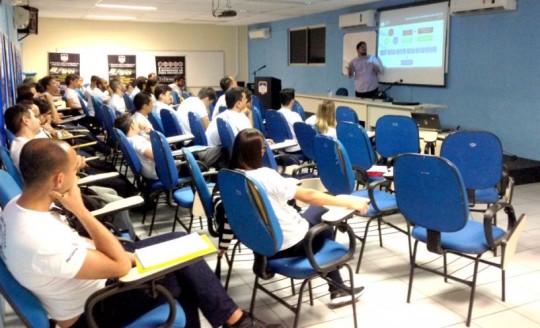 Gestores Governamentais ministram disciplina na Academia de Polícia